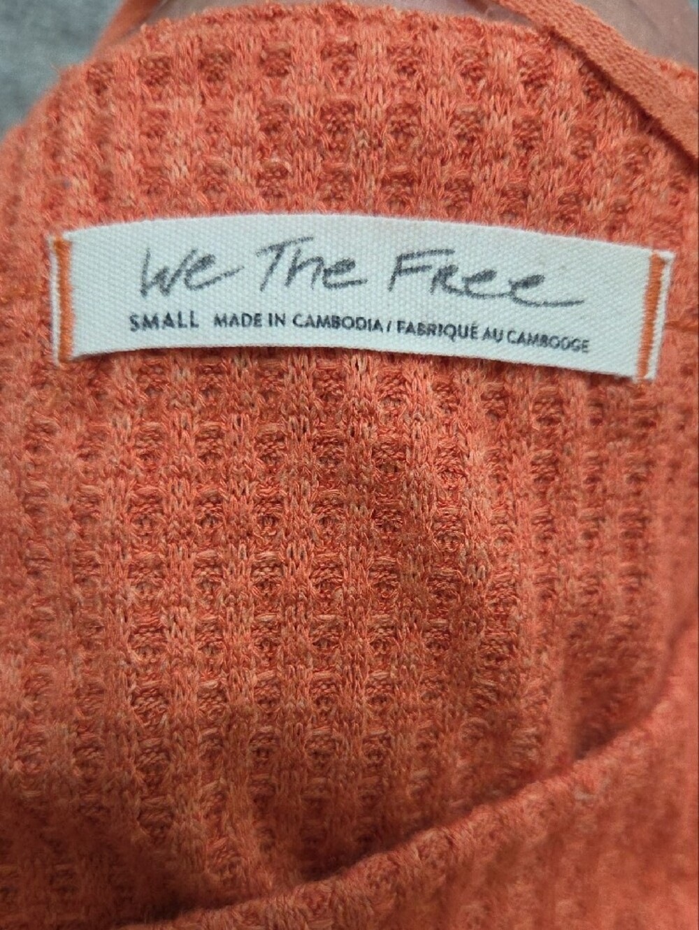 We The Free Coral Orange Long Oversized Sweater - Picture 3 of 5